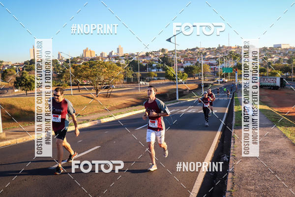 Buy your photos of the eventCorrida 8K Austa on Fotop