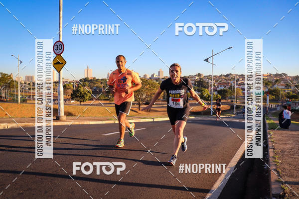 Buy your photos of the eventCorrida 8K Austa on Fotop