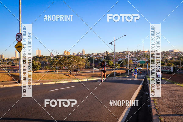 Buy your photos of the eventCorrida 8K Austa on Fotop