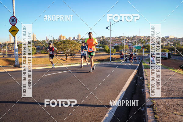 Buy your photos of the eventCorrida 8K Austa on Fotop