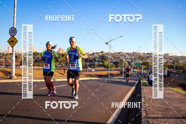 Buy your photos of the eventCorrida 8K Austa on Fotop