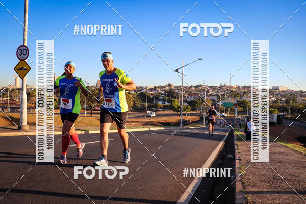 Buy your photos of the eventCorrida 8K Austa on Fotop