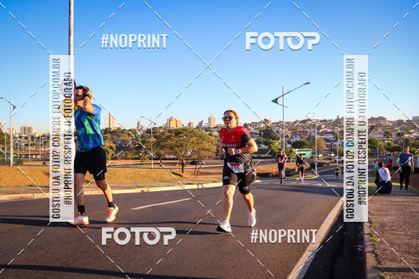 Buy your photos of the eventCorrida 8K Austa on Fotop