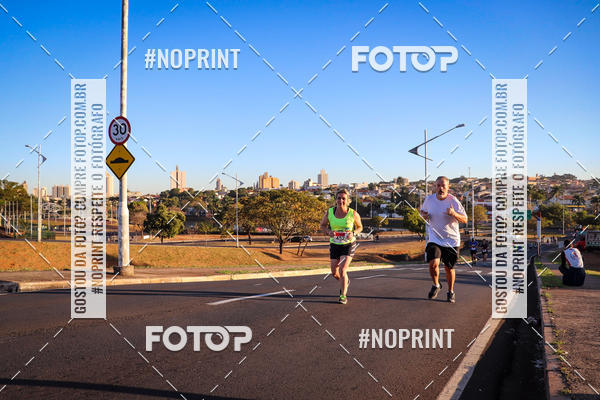 Buy your photos of the eventCorrida 8K Austa on Fotop