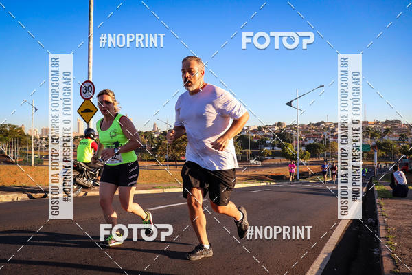 Buy your photos of the eventCorrida 8K Austa on Fotop