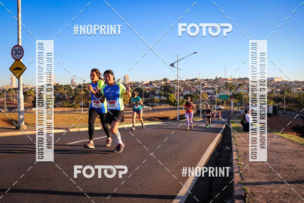 Buy your photos of the eventCorrida 8K Austa on Fotop