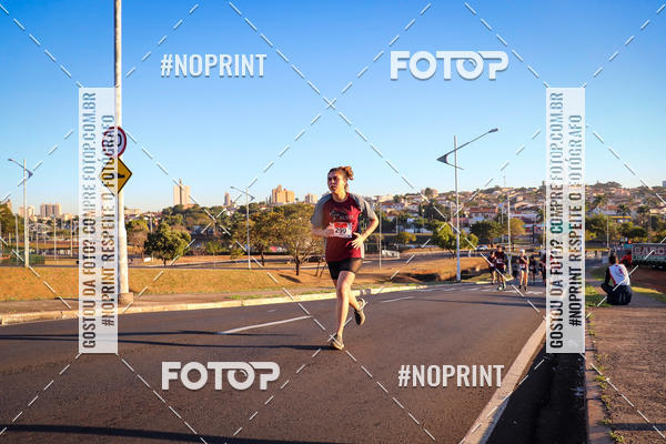 Buy your photos of the eventCorrida 8K Austa on Fotop
