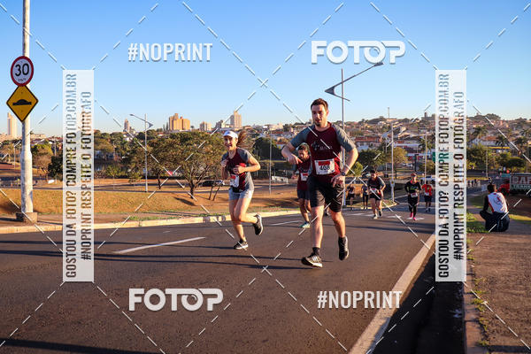 Buy your photos of the eventCorrida 8K Austa on Fotop