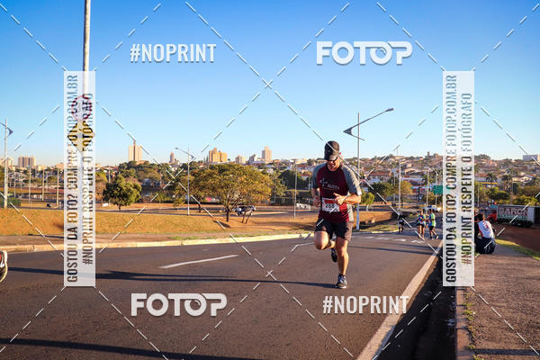Buy your photos of the eventCorrida 8K Austa on Fotop