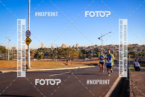 Buy your photos of the eventCorrida 8K Austa on Fotop