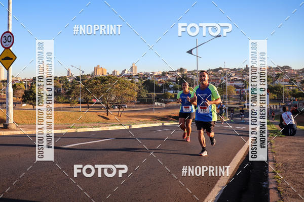 Buy your photos of the eventCorrida 8K Austa on Fotop