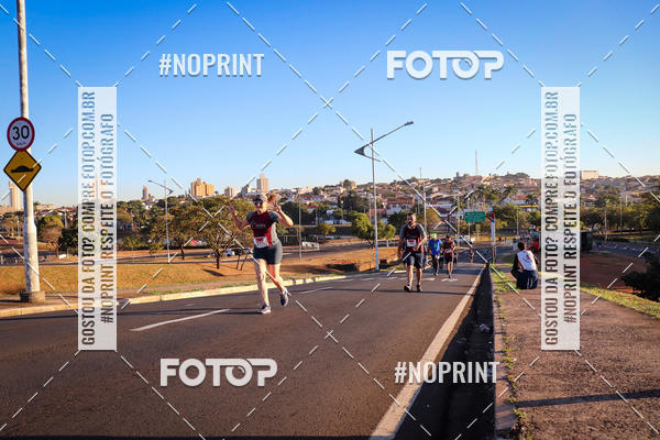 Buy your photos of the eventCorrida 8K Austa on Fotop