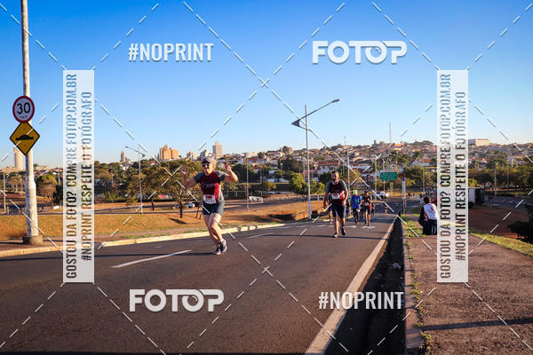 Buy your photos of the eventCorrida 8K Austa on Fotop