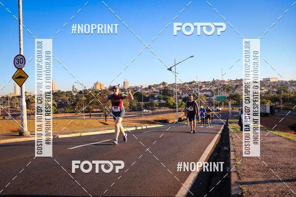 Buy your photos of the eventCorrida 8K Austa on Fotop