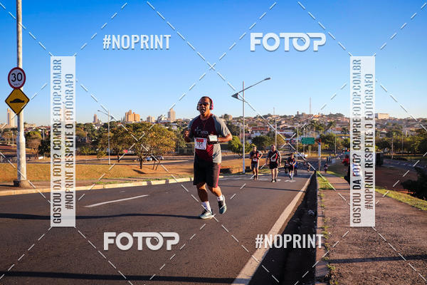 Buy your photos of the eventCorrida 8K Austa on Fotop