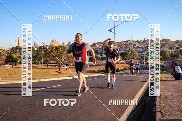 Buy your photos of the eventCorrida 8K Austa on Fotop
