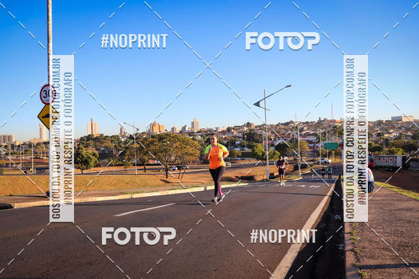Buy your photos of the eventCorrida 8K Austa on Fotop