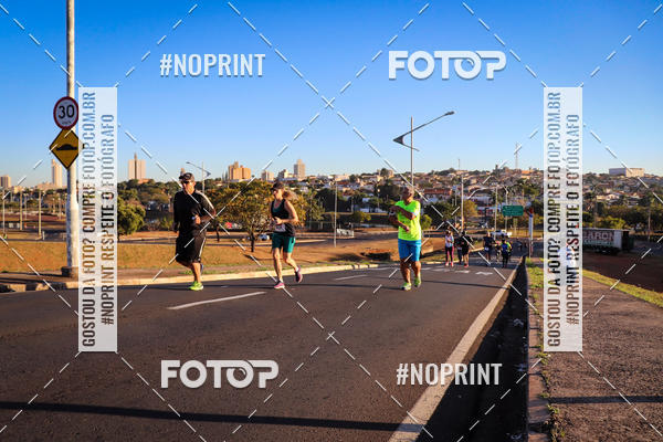 Buy your photos of the eventCorrida 8K Austa on Fotop