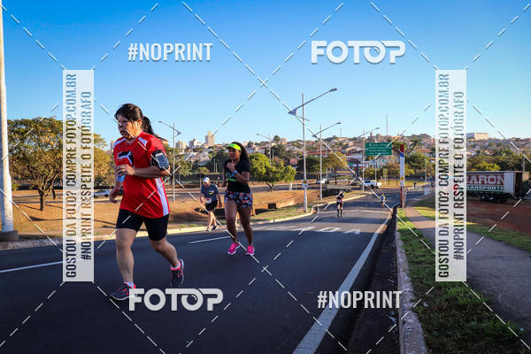 Buy your photos of the eventCorrida 8K Austa on Fotop