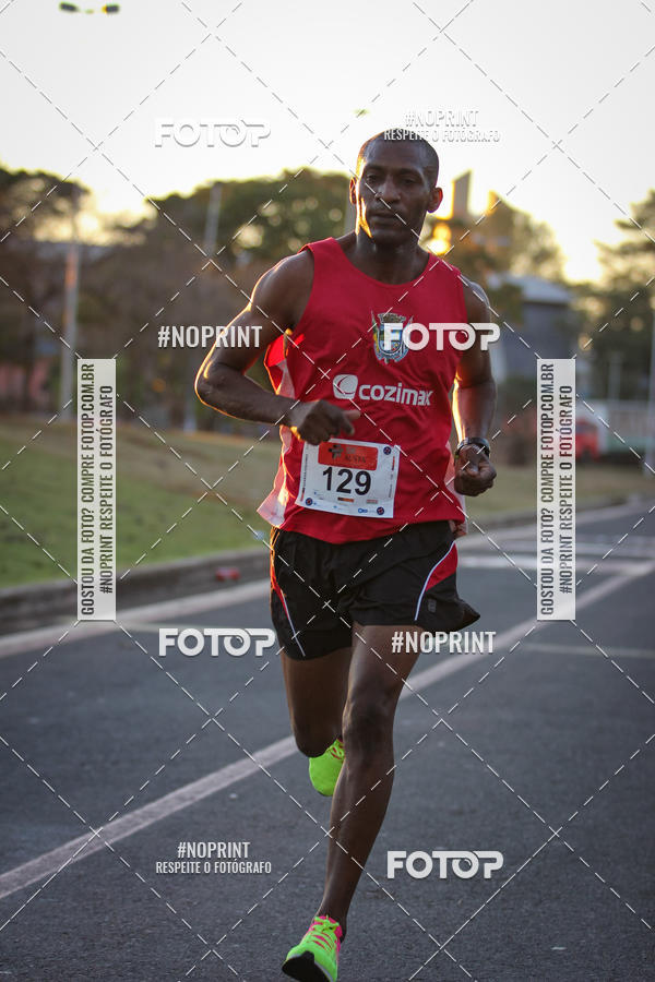Buy your photos of the eventCorrida 8K Austa on Fotop