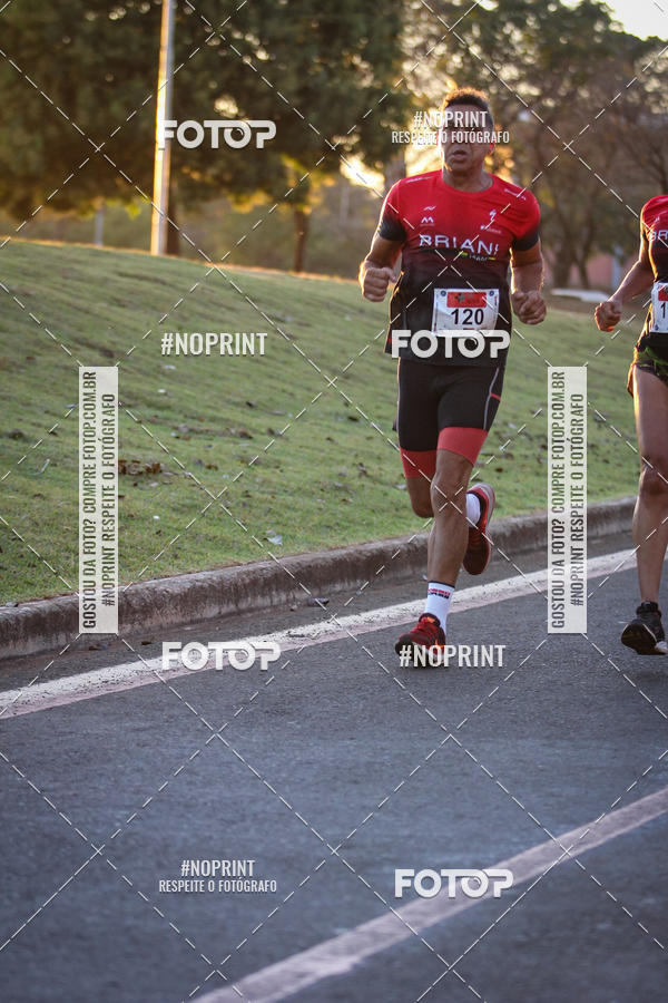 Buy your photos of the eventCorrida 8K Austa on Fotop