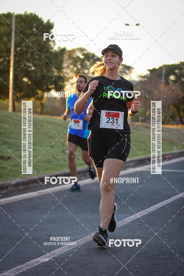 Buy your photos of the eventCorrida 8K Austa on Fotop