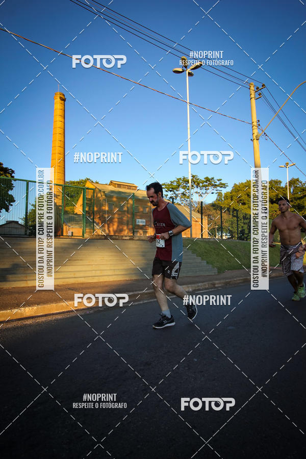 Buy your photos of the eventCorrida 8K Austa on Fotop
