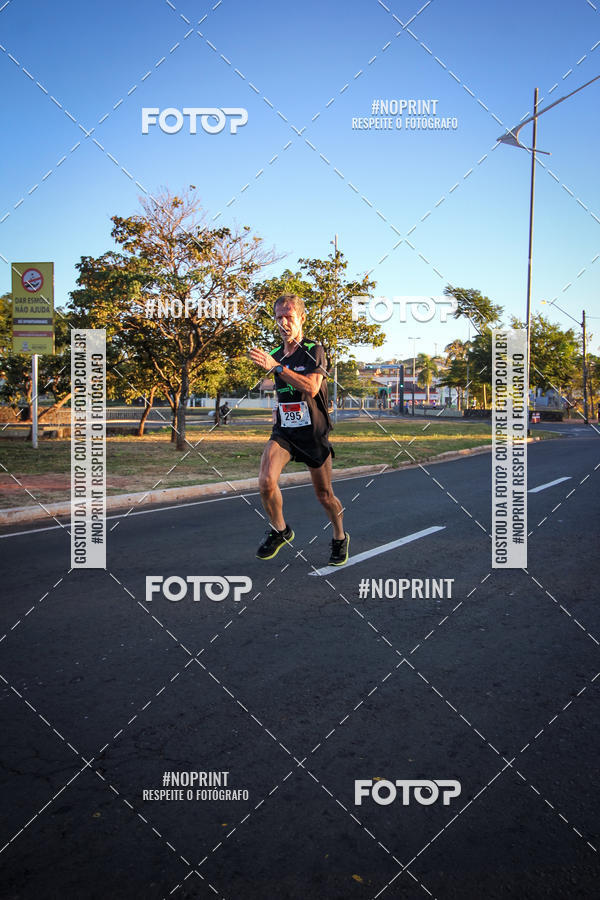 Buy your photos of the eventCorrida 8K Austa on Fotop