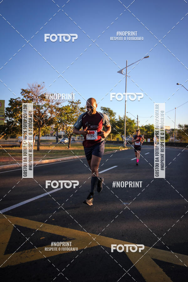 Buy your photos of the eventCorrida 8K Austa on Fotop
