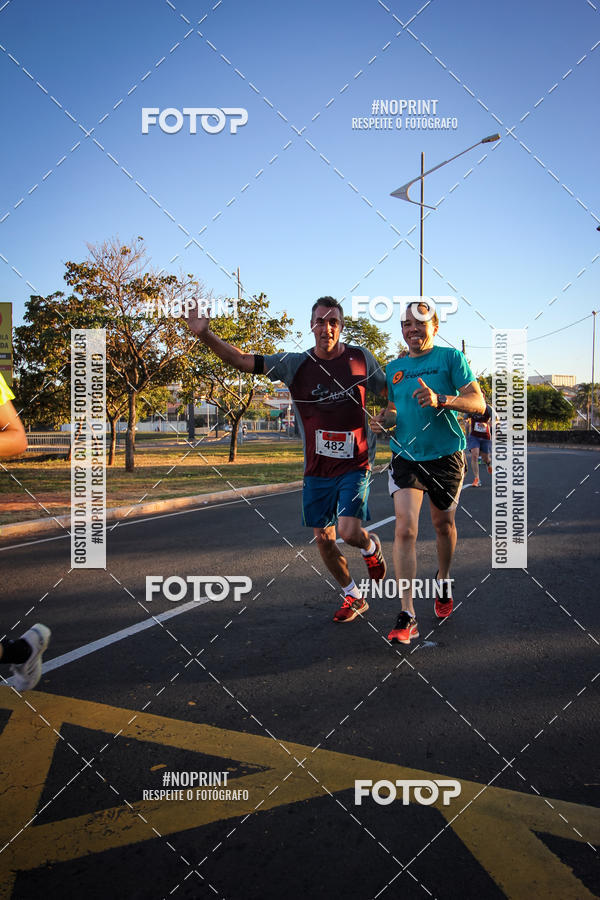 Buy your photos of the eventCorrida 8K Austa on Fotop