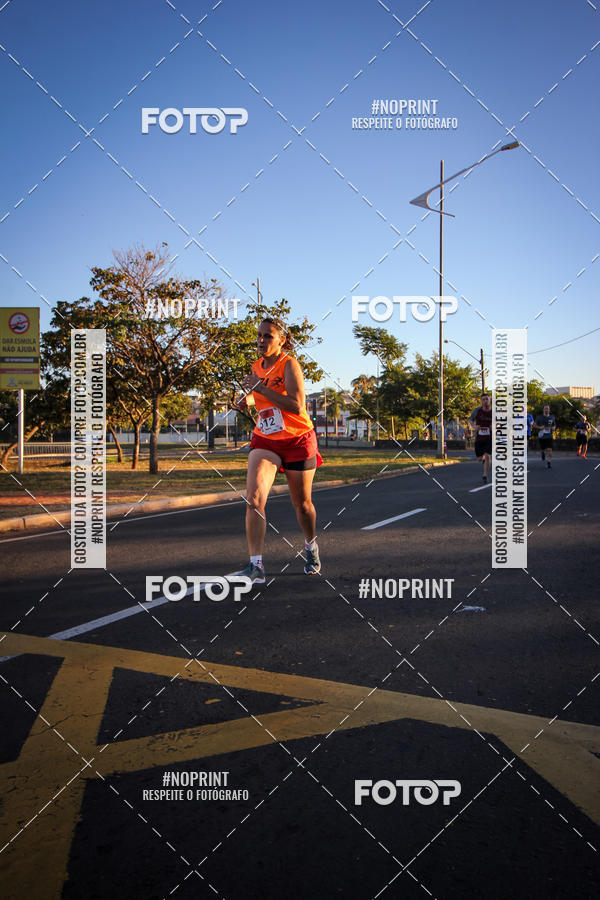 Buy your photos of the eventCorrida 8K Austa on Fotop
