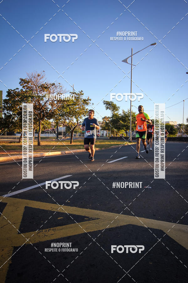 Buy your photos of the eventCorrida 8K Austa on Fotop