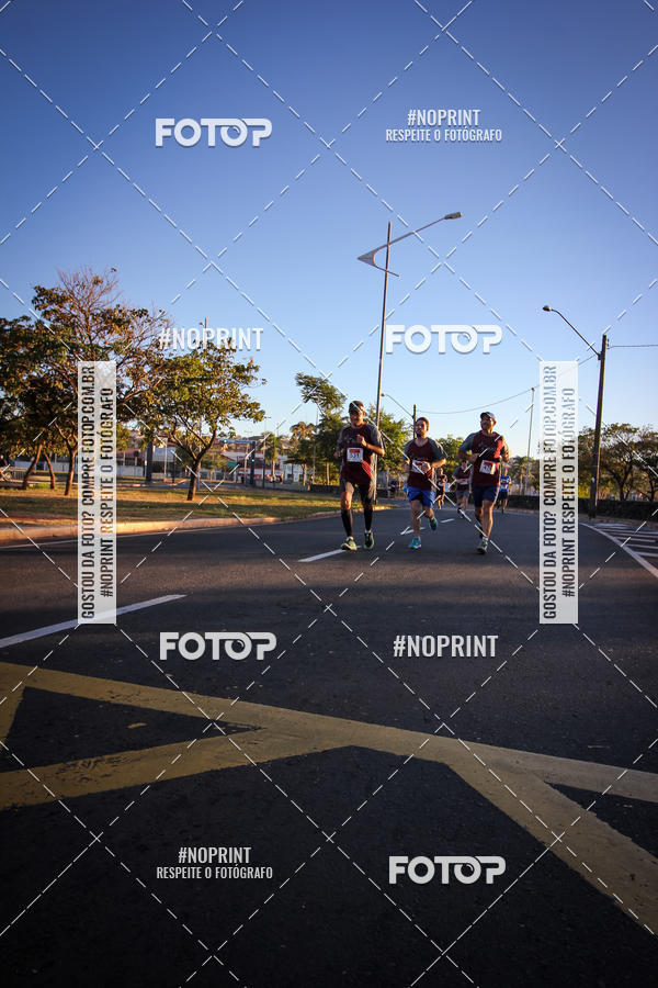 Buy your photos of the eventCorrida 8K Austa on Fotop