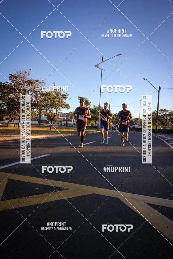 Buy your photos of the eventCorrida 8K Austa on Fotop