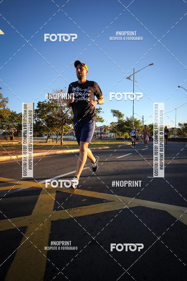 Buy your photos of the eventCorrida 8K Austa on Fotop