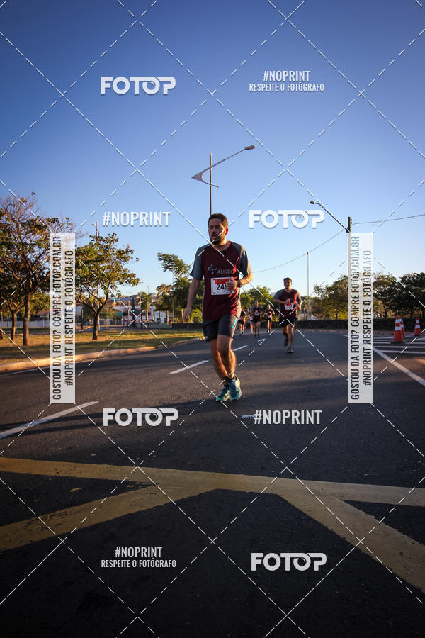 Buy your photos of the eventCorrida 8K Austa on Fotop