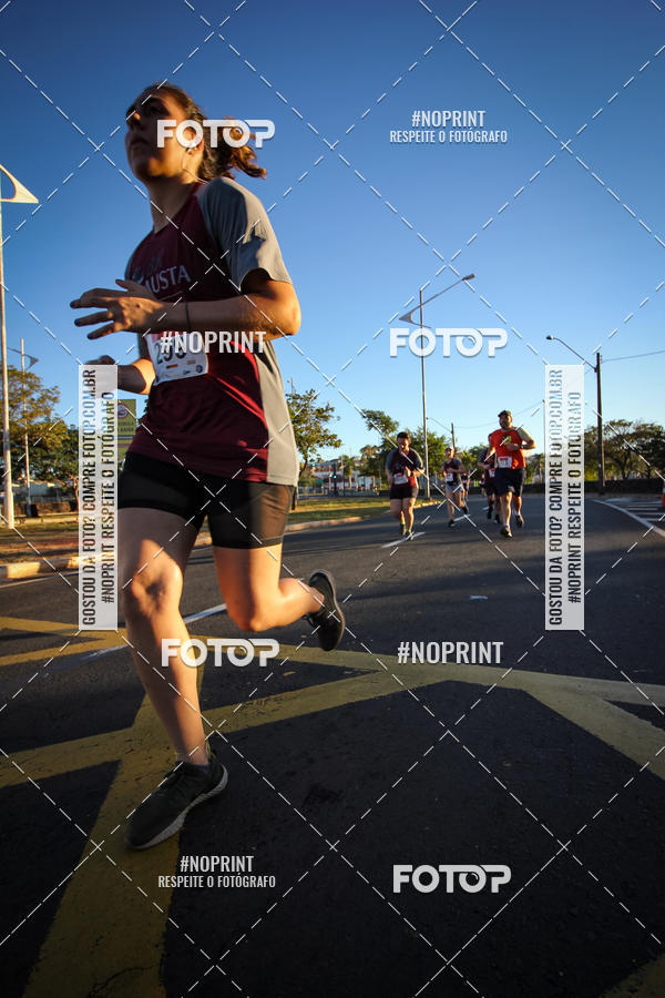 Buy your photos of the eventCorrida 8K Austa on Fotop