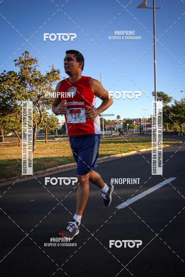 Buy your photos of the eventCorrida 8K Austa on Fotop