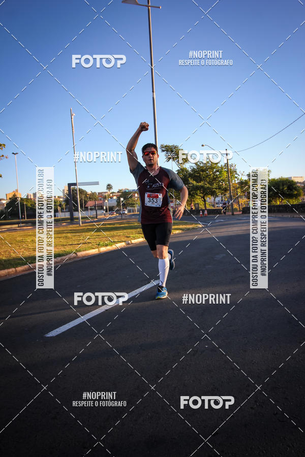 Buy your photos of the eventCorrida 8K Austa on Fotop