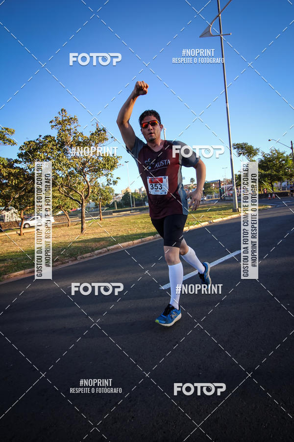 Buy your photos of the eventCorrida 8K Austa on Fotop
