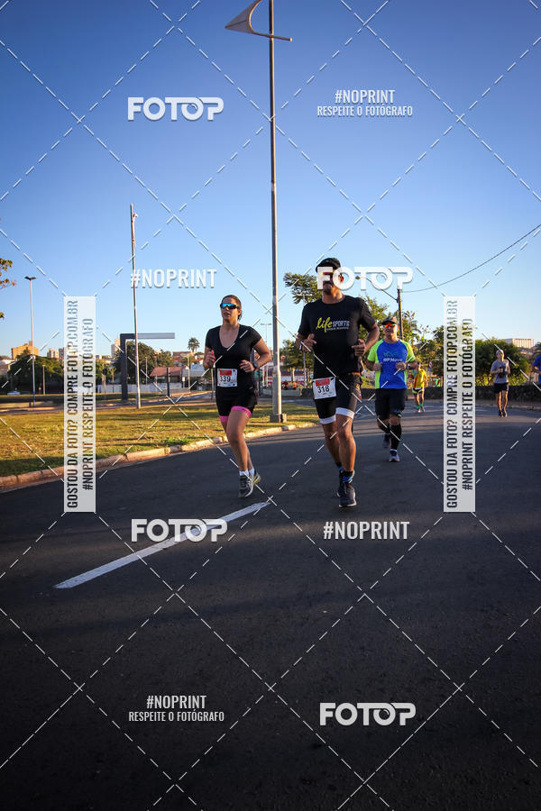 Buy your photos of the eventCorrida 8K Austa on Fotop