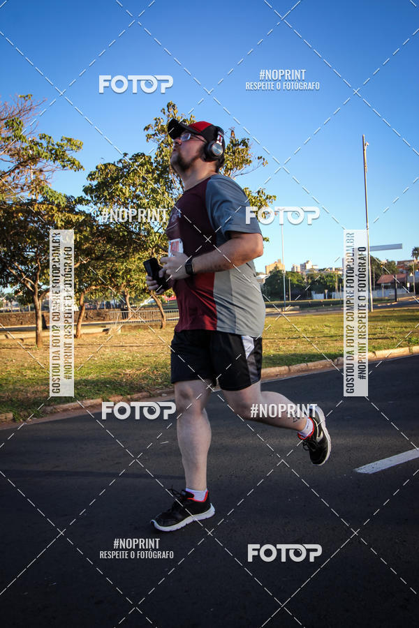 Buy your photos of the eventCorrida 8K Austa on Fotop