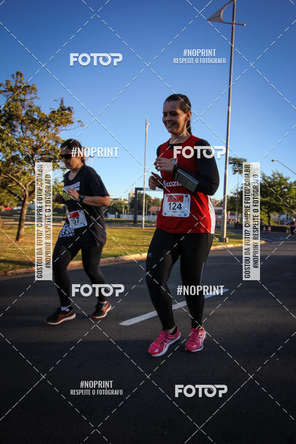 Buy your photos of the eventCorrida 8K Austa on Fotop