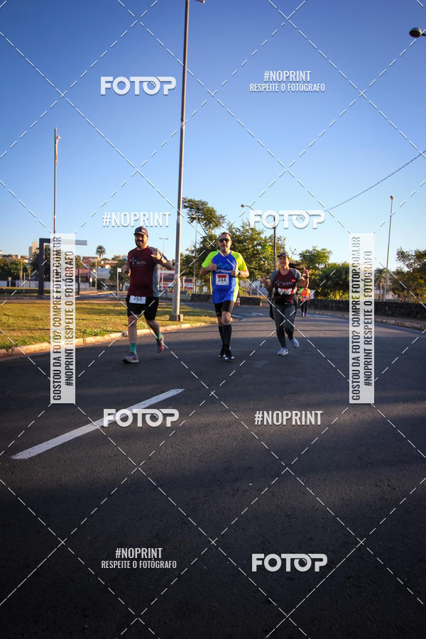Buy your photos of the eventCorrida 8K Austa on Fotop