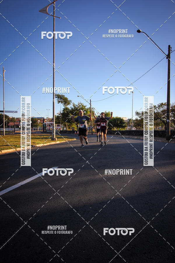 Buy your photos of the eventCorrida 8K Austa on Fotop