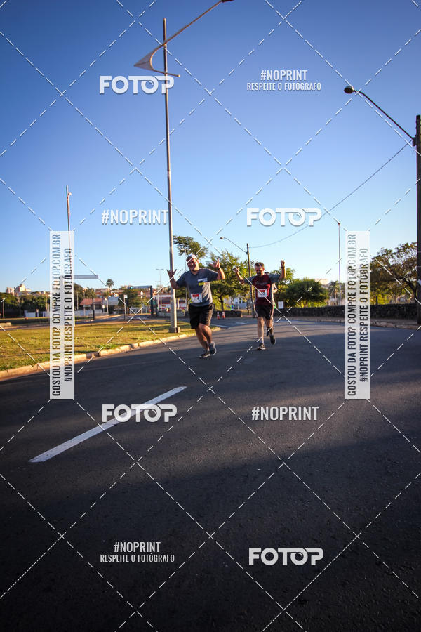 Buy your photos of the eventCorrida 8K Austa on Fotop