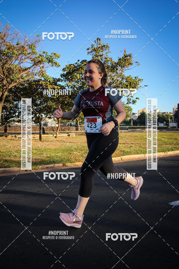 Buy your photos of the eventCorrida 8K Austa on Fotop