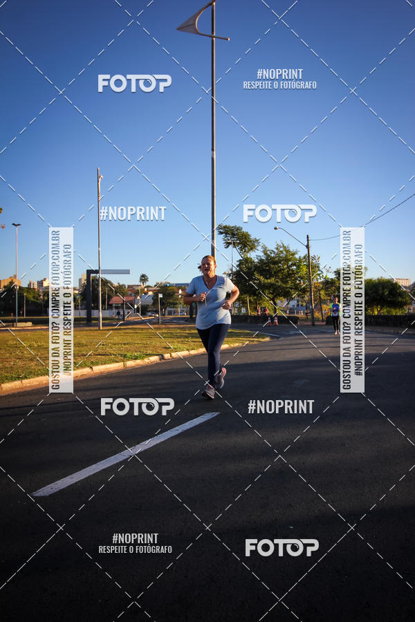 Buy your photos of the eventCorrida 8K Austa on Fotop