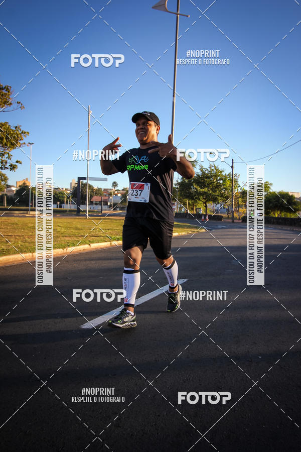 Buy your photos of the eventCorrida 8K Austa on Fotop
