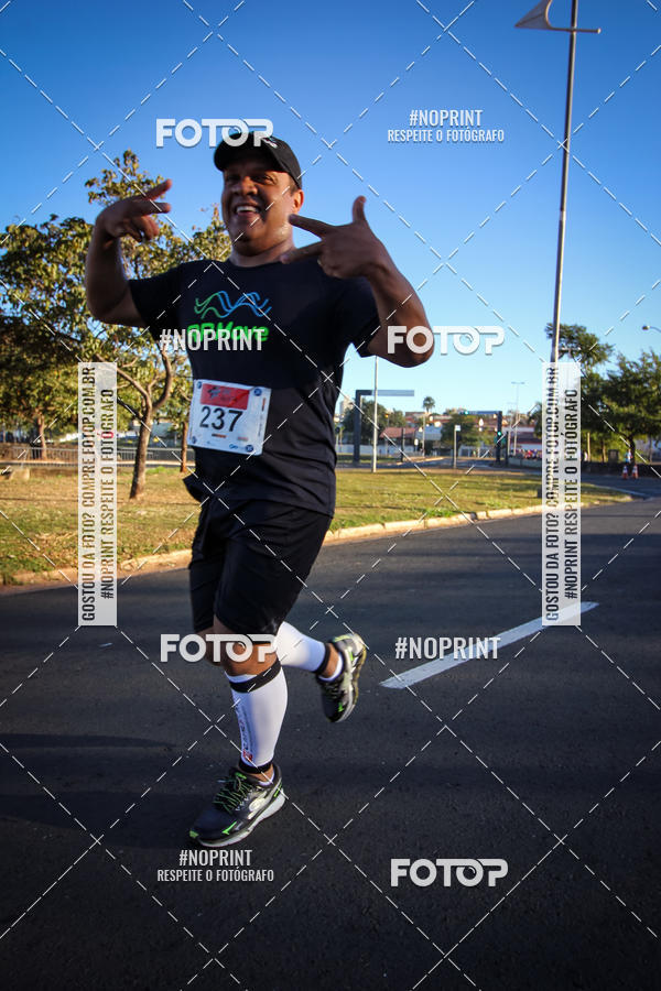 Buy your photos of the eventCorrida 8K Austa on Fotop